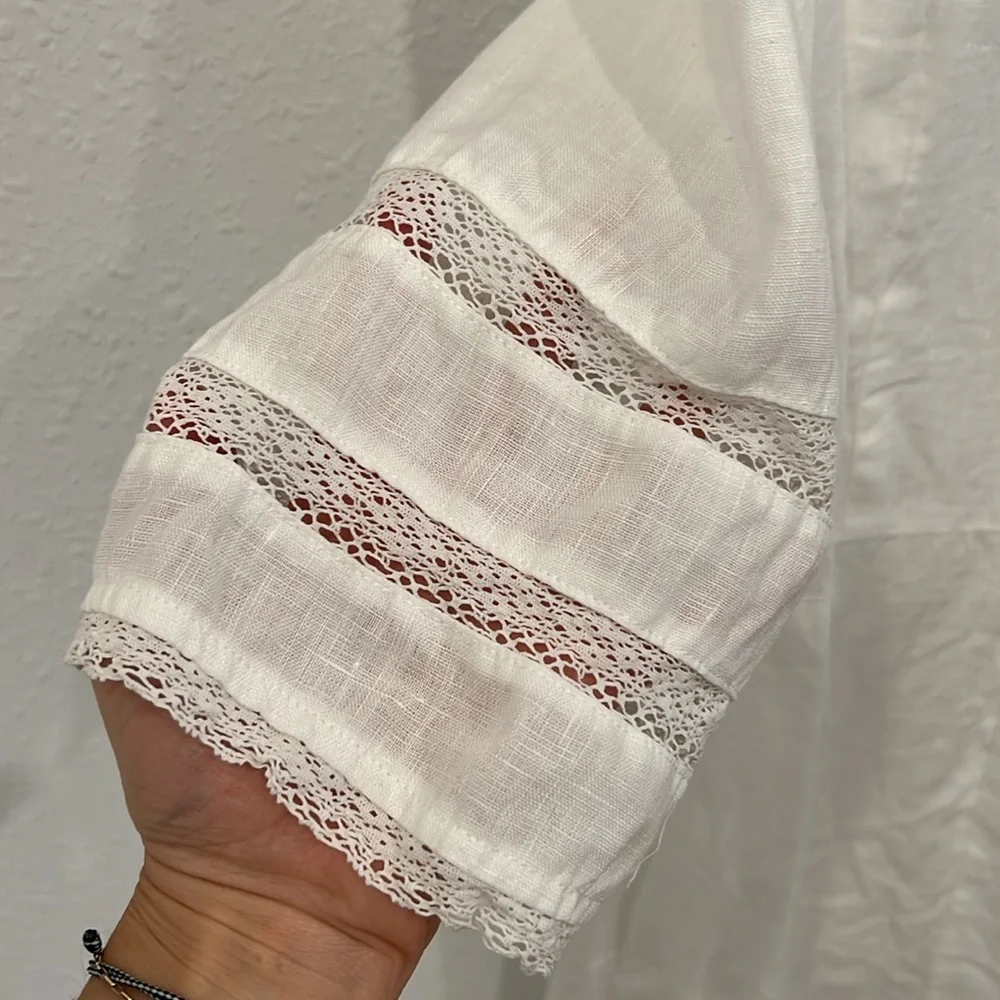 The Reformation Eloise Dress in color white size (6) - Picture 6 of 10